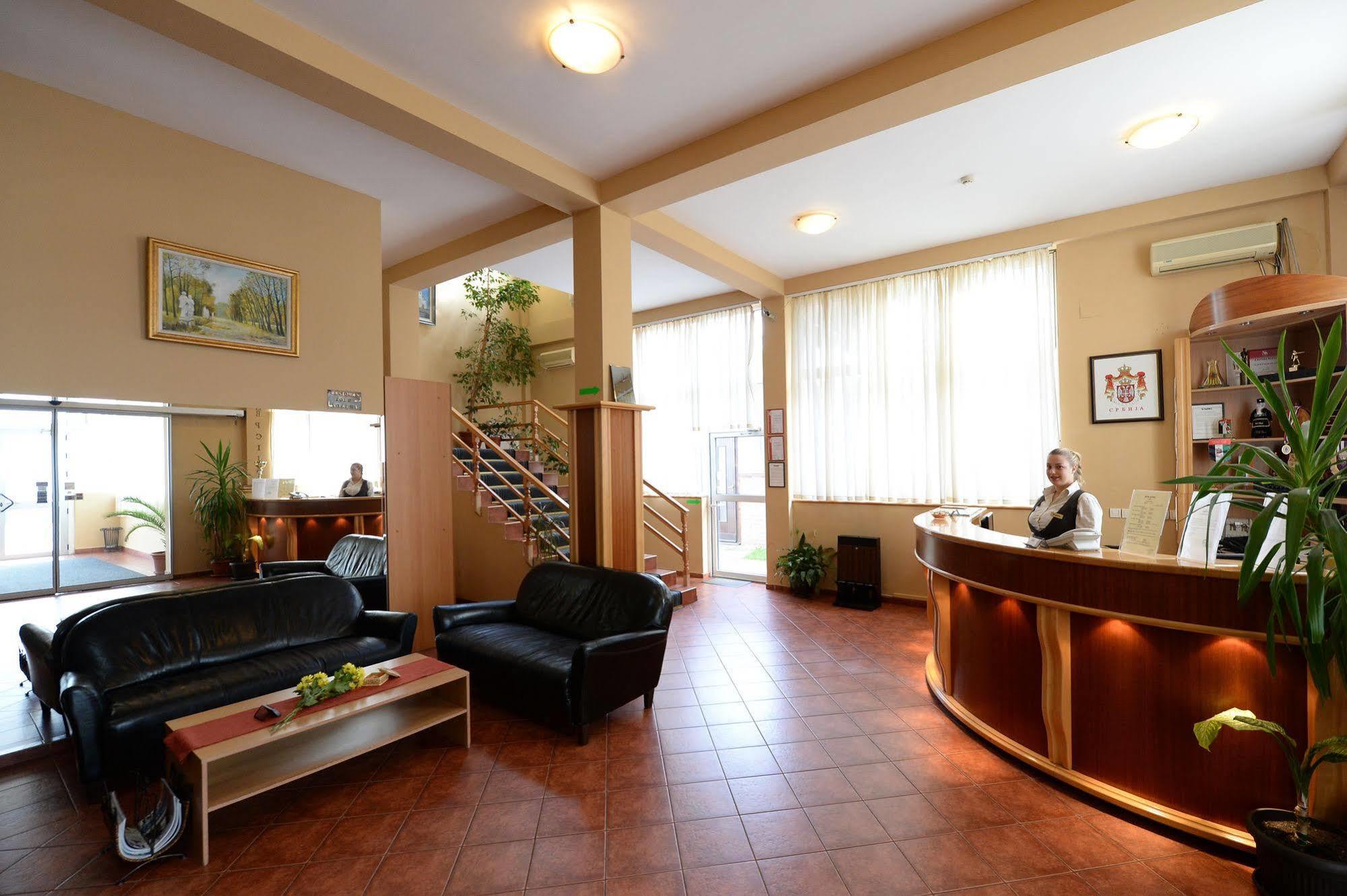 Hotel Slodes Belgrad Zewnętrze zdjęcie